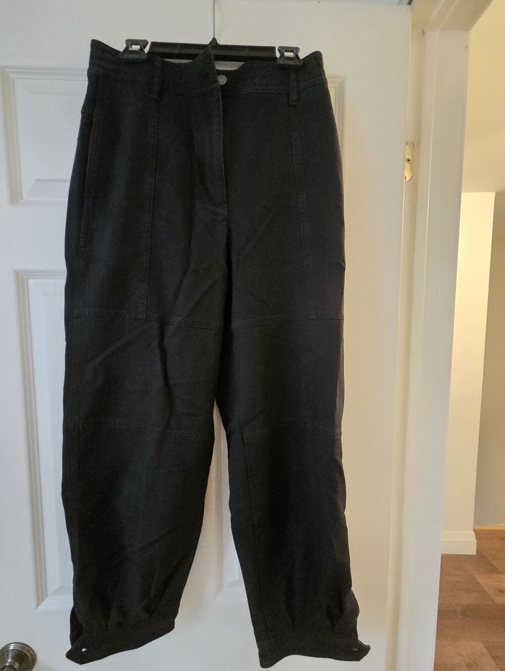 Massimo Dutti, Women's Black Tapered Pants, Size 6